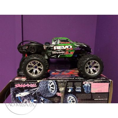 Лот: 9334285. Фото: 1. Продам машинку Traxxas Revo 3... Машины и техника