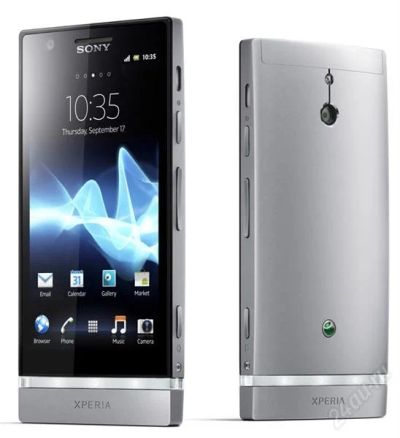 Лот: 2104464. Фото: 1. Новый Sony Xperia P silver, аллюминиевый... Смартфоны