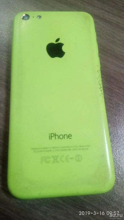 Лот: 13386479. Фото: 1. Apple iPhone 5c Залочен, без комплекта... Смартфоны