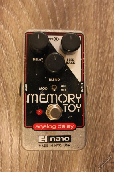 Лот: 5448235. Фото: 1. Electro-Harmonix Memory Toy analog... Гитарные эффекты и комбоусилители