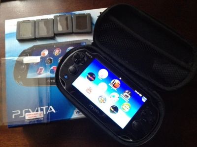 Лот: 3499252. Фото: 1. Playstation Vita Wi-Fi и аксессуары. Игровые приставки, консоли