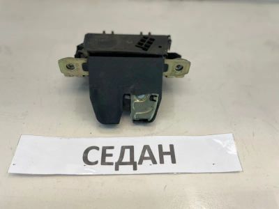 Лот: 22769403. Фото: 1. замок багажника Opel Astra L69. Другое (автозапчасти)