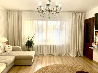 Лот: 25289436. Фото: 1. 3-комн. квартира , посёлок городского... Квартиры, студии