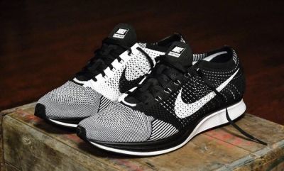 Лот: 7341885. Фото: 1. Кроссовки Nike Flyknit Racer. Кеды, кроссовки, слипоны