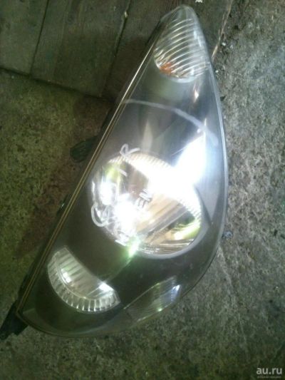 Лот: 10689537. Фото: 1. Фара правая не ксенон Honda Fit... Оптика и освещение