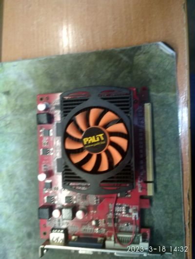 Лот: 20043908. Фото: 1. Видеокарта Palit GeForce GT 240... Видеокарты