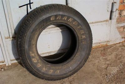 Лот: 730723. Фото: 1. Пара шин для джипа. Шины