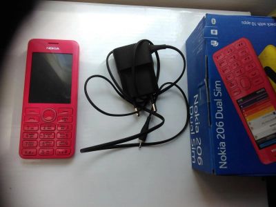 Лот: 8078245. Фото: 1. Nokia 206 dual sim. Кнопочные мобильные телефоны