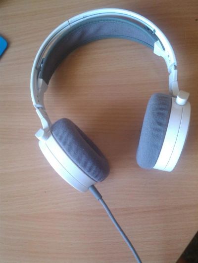 Лот: 3764866. Фото: 1. Наушники AKG 520. DJ-оборудование
