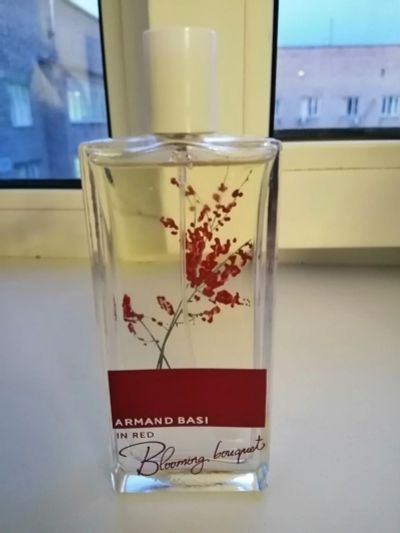 Лот: 16694880. Фото: 1. Armand Basi In Red Blooming Bouquet... Женская парфюмерия