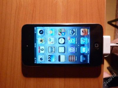 Лот: 1398006. Фото: 1. Ipod Touch 4 32GB. Плееры
