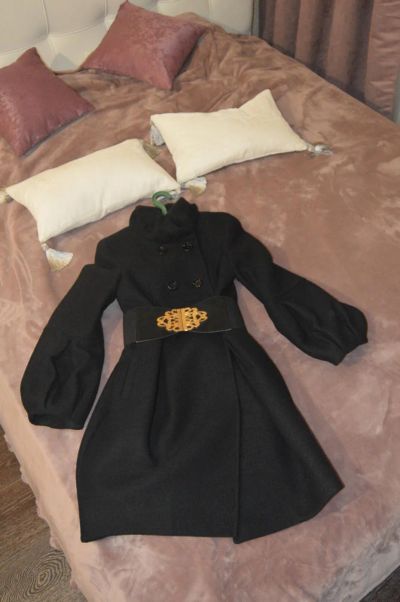 Лот: 9139524. Фото: 1. Пальто женское 42-44. Верхняя одежда