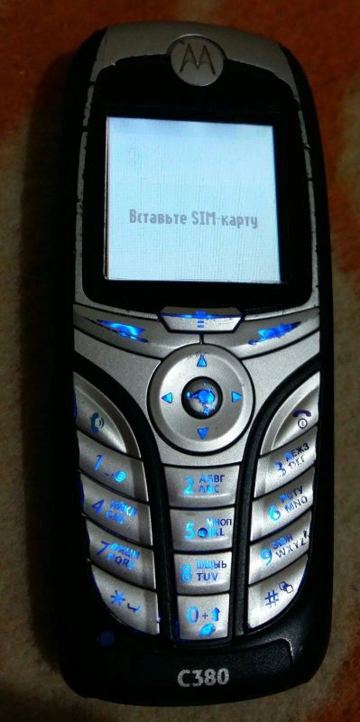 Лот: 17391563. Фото: 1. Motorola C380. Кнопочные мобильные телефоны