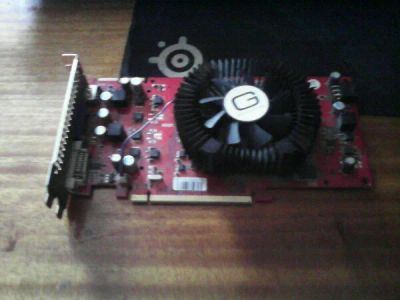 Лот: 6836579. Фото: 1. Игровая видеокарта Gainward Radeon... Видеокарты