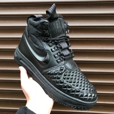 Лот: 12628636. Фото: 1. Nike Lunar Force 1 Duckboot. Кеды, кроссовки, слипоны