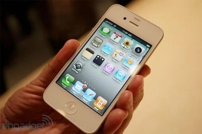 Лот: 4598128. Фото: 1. Iphone 4 меняю на galaxy s3 s4... Смартфоны