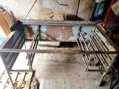 Лот: 25407844. Фото: 1. Верстак слесарный на колёсах... Металлическая мебель