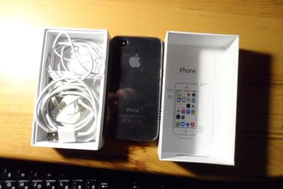 Лот: 11106761. Фото: 1. Продам IPhone 4S.оригинал,новый... Смартфоны