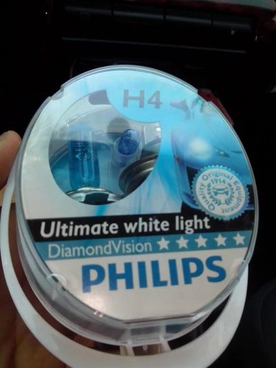 Лот: 3537448. Фото: 1. лампы Philips Ultimate white light... Оптика и освещение