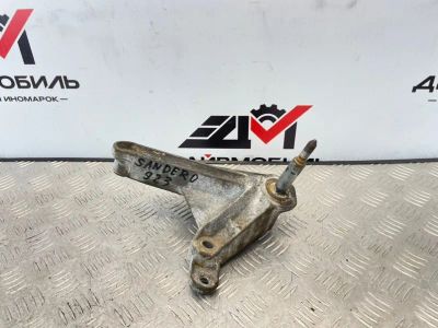 Лот: 25704865. Фото: 1. кронштейн кпп Renault Sandero... Двигатель и элементы двигателя