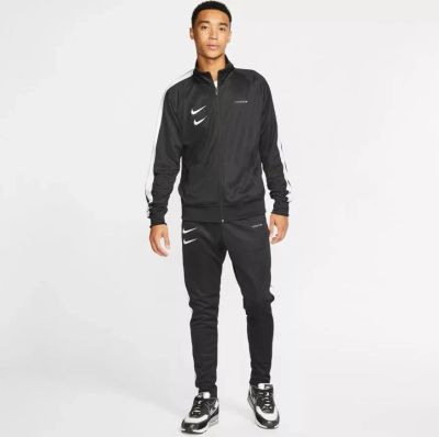 Лот: 17649529. Фото: 1. Костюм спортивный Nike. Костюмы классические, деловые