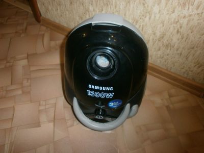 Лот: 12251333. Фото: 1. Пылесос Samsung VC-5853 \1300W. Пылесосы, паровые швабры