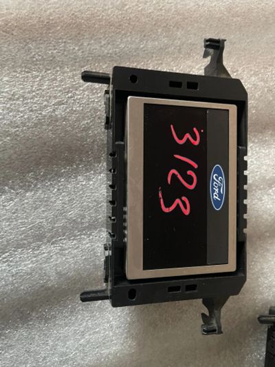 Лот: 25759224. Фото: 1. Дисплей информационный Ford Kuga... Мониторы, DVD