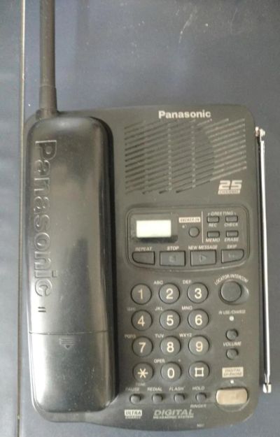 Лот: 11393539. Фото: 1. Радиотелефон Panasonic (не рабочий... DECT и радиотелефоны