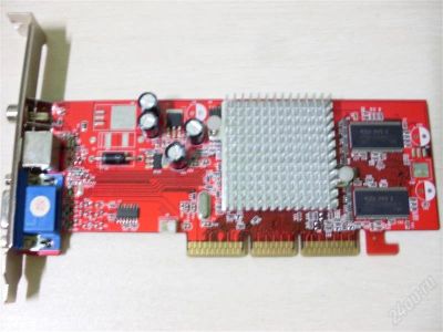 Лот: 1425533. Фото: 1. Видеокарта Radeon 9200SE 64Mb... Видеокарты