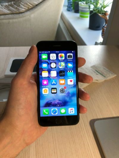 Лот: 13351438. Фото: 1. iPhone 7 32 ГБ / GB - Black... Смартфоны