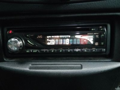 Лот: 16272066. Фото: 1. Автомагнитола JVC KD-G227. Автомагнитолы