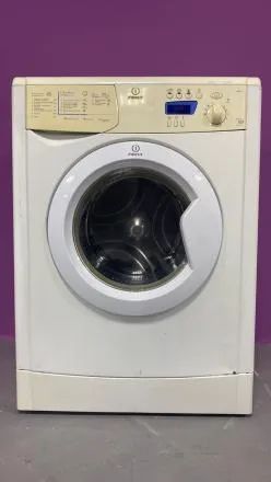 Лот: 21047070. Фото: 1. стиральная машина Indesit бу код... Стиральные машины