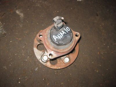 Лот: 20896597. Фото: 1. Ступица Toyota Isis ANM10G 1AZ-FSE... Кузов