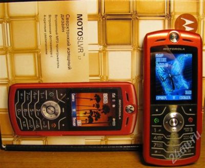 Лот: 603828. Фото: 1. Motorola L7 (красный!). Кнопочные мобильные телефоны