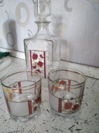 Лот: 14757950. Фото: 1. Графин и пять стаканов. Кружки, стаканы, бокалы