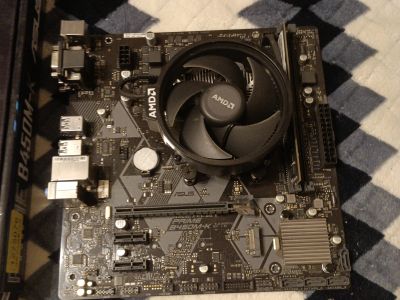 Лот: 25068817. Фото: 1. Материнская плата asus prime b450m-k. Материнские платы