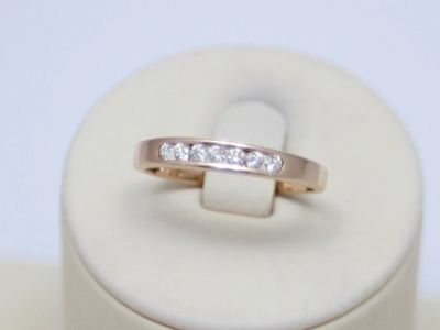 Лот: 15518312. Фото: 1. ЗОЛОТОЕ КОЛЬЦО С БРИЛЛИАНТАМИ... Кольца, перстни