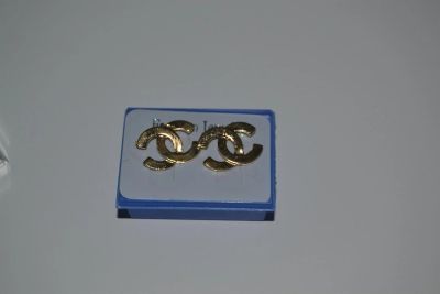 Лот: 3232220. Фото: 1. Серёжки шанель ,позолото. Серьги, каффы