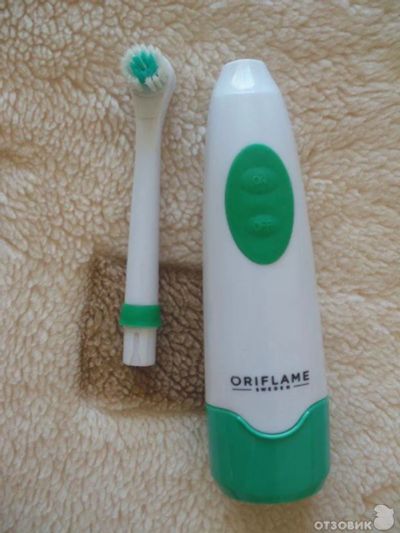 Лот: 7025336. Фото: 1. Зубная щетка Oriflame электрическая. Уход за полостью рта