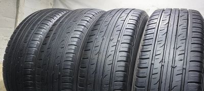 Лот: 21643537. Фото: 1. 235/65R17 108V Dunlop Grandtrek... Шины