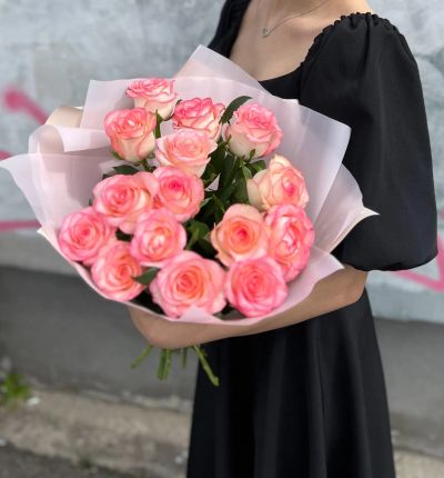Лот: 23361316. Фото: 1. Букет из 15 Розовых Роз. Свежие цветы