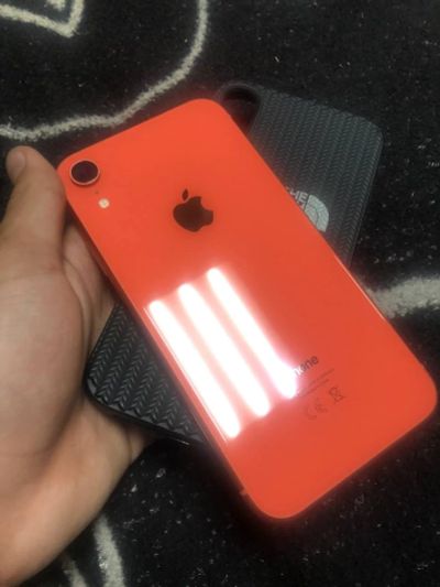 Лот: 25520306. Фото: 1. iPhone Xr. Смартфоны
