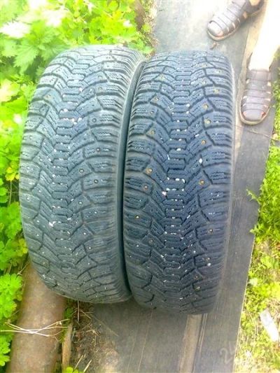 Лот: 2883580. Фото: 1. Две шины R14 Cordiant зимние. Шины