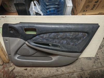 Лот: 24786930. Фото: 1. Обшивка двери тойота калдина Toyota... Кузов