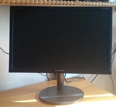 Лот: 7398748. Фото: 1. Монитор Samsung SyncMaster B2240W. ЖК-мониторы