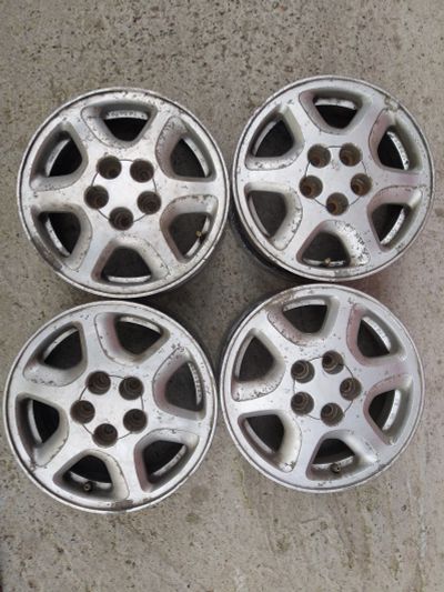 Лот: 19408585. Фото: 1. Диски toyota 14x6/5×100/54.1 цена... Диски