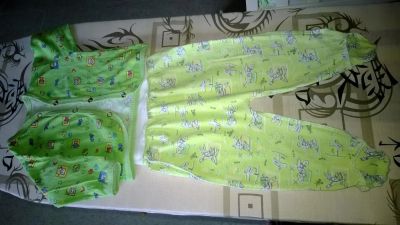 Лот: 7432985. Фото: 1. кофточка + ползунки. Ползунки, распашонки, слипы