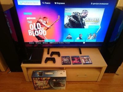 Лот: 5501514. Фото: 1. SONY Play Station 4 (PS4). Игровые приставки, консоли