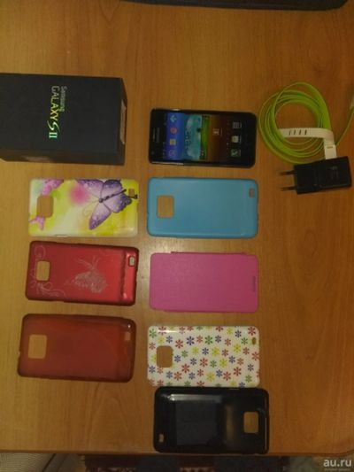 Лот: 13671365. Фото: 1. Смартфон Самсунг с чехлами Samsung... Смартфоны