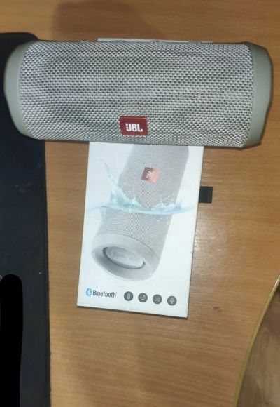 Лот: 16681477. Фото: 1. портативная колонка JBL Flip 4. Портативные, беспроводные колонки